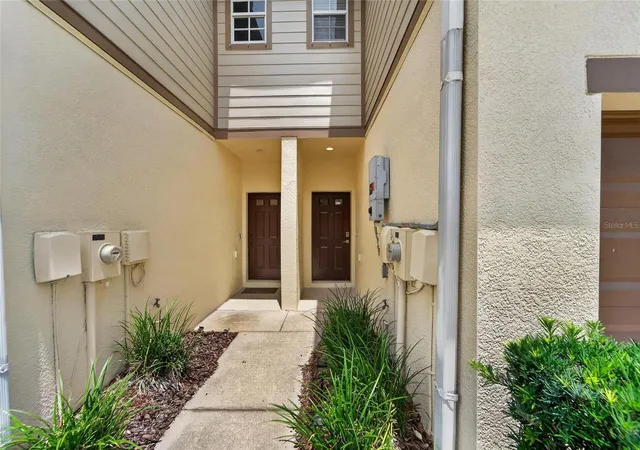 Photo 3 of Townhouse for sale at 5028 White Sanderling Ct, Tampa, FL 33619 | MLS# TB8517518 | Listing updated on 2026-10-15