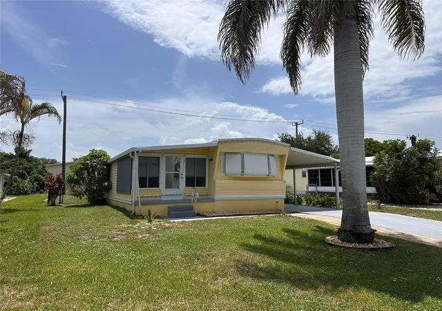Homes for sale in Hobe Sound, FL | 7388 Se Swan Ave, Hobe Sound, FL 33455 | MLS# O6415428