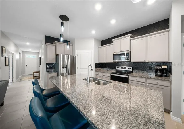 3rd image of 5556 Nw 41St Ln, Ocala, FL 34482 | MLS# O6415431