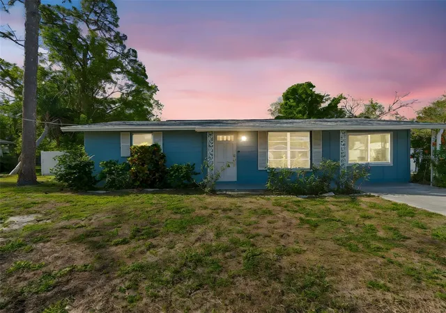 Photo 1 of Single family home for sale at 2348 Doud St, Sarasota, FL 34231 | MLS# A4696579 | Listing updated on 2026-09-06
