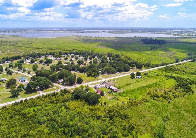 5th image of 4706 County Road 557A, Polk City, FL 33868 | MLS# L4962614