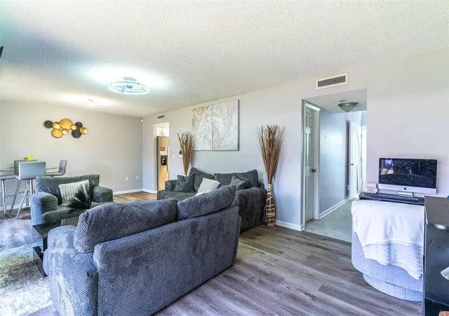 5th image of 2500 21St St Nw #22, Winter Haven, FL 33881 | MLS# L4962615