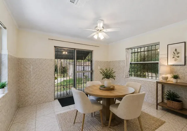 3rd image of 1227 Merritt St, Altamonte Springs, FL 32701 | MLS# O6415456