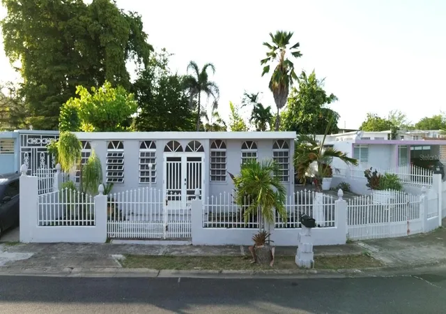 Homes for sale in Fajardo, PR | Urb Villa Clarita G 4, Fajardo, PR 00738 | MLS# PR9121993