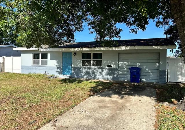 Homes for sale in Kenneth City, FL | 6126 58th St N, Kenneth City, FL 33709 | MLS# TB8517555