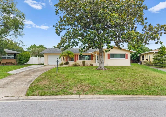 Photo 3 of Single family home for sale at 2169 Pine Ridge Dr, Clearwater, FL 33763 | MLS# TB8517556 | Listing updated on 2026-08-24