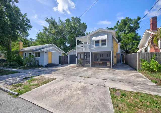 Photo 1 of Single family home for sale at 1162 Highland St N, Saint Petersburg, FL 33701 | MLS# TB8517561 | Listing updated on 2026-09-02