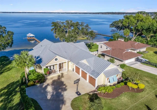 Homes for sale in Weirsdale, FL | 12943 Se Sunset Harbor Rd, Weirsdale, FL 32195 | MLS# O6415476
