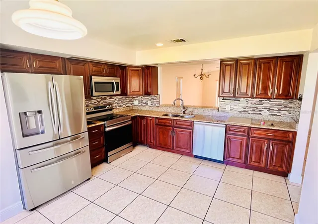 Photo 3 of Single family home for sale at 13534 Texas Woods Cir, Orlando, FL 32824 | MLS# S5151624 | Listing updated on 2026-08-31