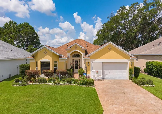 Photo 2 of Single family home for sale at 16840 Se 85th Sapelo Ct, The Villages, FL 32162 | MLS# G5113557 | Listing updated on 2026-08-13