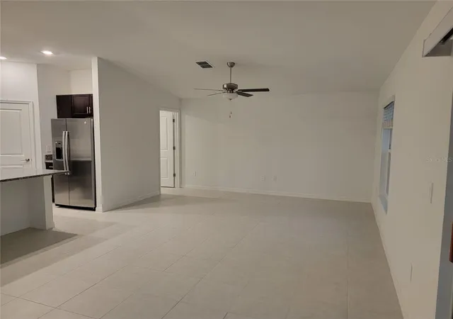 4th image of 1844 Red Loop, Lakeland, FL 33801 | MLS# TB8517581