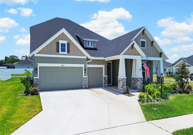 Photo 3 of Single family home for sale at 12862 Carmela Cir W, San Antonio, FL 33576 | MLS# TB8517583 | Listing updated on 2026-08-11