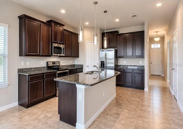 Photo 4 of Single family home for sale at 9215 Mountain Magnolia Dr, Riverview, FL 33578 | MLS# TB8517588 | Listing updated on 2026-10-03