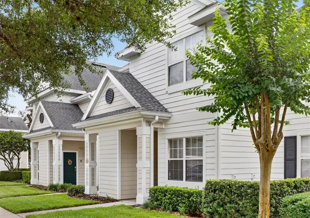 Photo 3 of Condo for sale at 1300 Eastern Pecan Pl #102, Winter Garden, FL 34787 | MLS# S5151632 | Listing updated on 2026-06-10