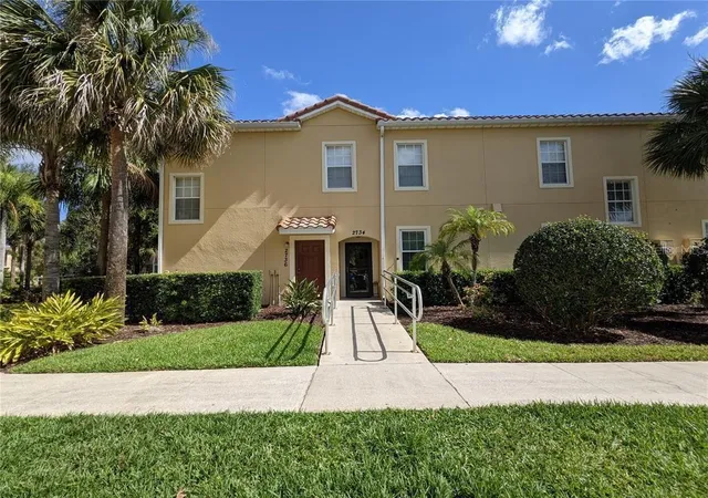 Photo 1 of Townhouse for sale at 2736 Oakwater Dr, Kissimmee, FL 34747 | MLS# S5151634 | Listing updated on 2026-09-01