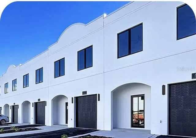 Photo 1 of Townhouse for sale at 4367 Cambio Gdns Ct, Tampa, FL 33610 | MLS# TB8517598 | Listing updated on 2026-09-28