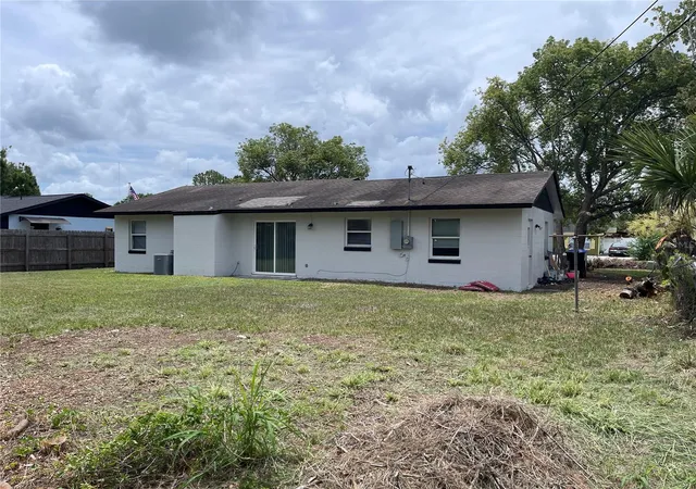 Photo 3 of Single family home for sale at 4321 Chateau Rd, Orlando, FL 32808 | MLS# O6415506 | Listing updated on 2026-09-20