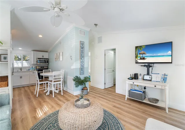 5th image of 3009Th Ave E, Holmes Beach, FL 34217