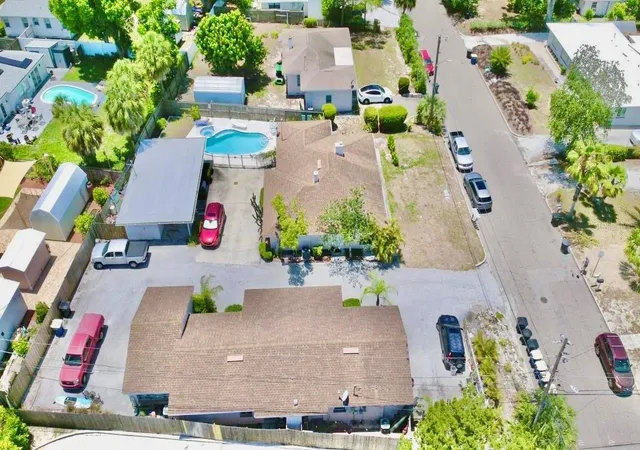 Photo 1 of Multi family home for sale at 411 Pleasant St, Clearwater, FL 33755 | MLS# W7886599 | Listing updated on 2026-09-03