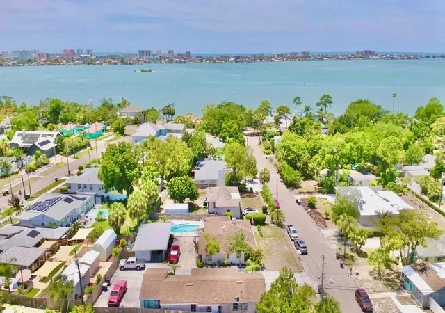 Photo 2 of Multi family home for sale at 411 Pleasant St, Clearwater, FL 33755 | MLS# W7886599 | Listing updated on 2026-09-03