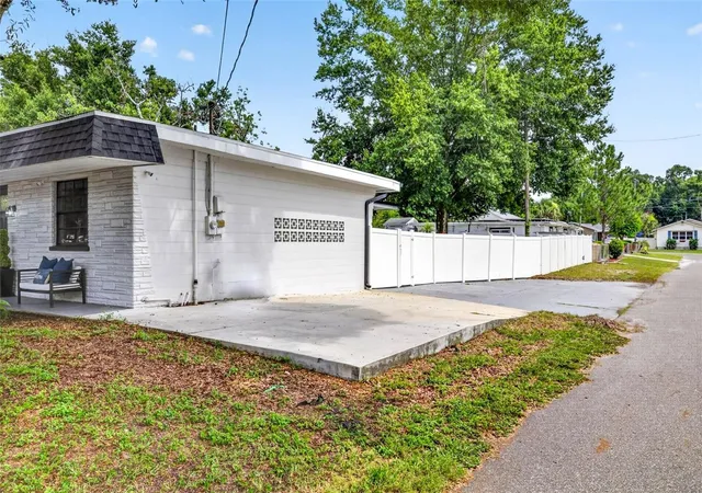 64th image of 1601 E Paris St, Tampa, FL 33610 | MLS# TB8517640