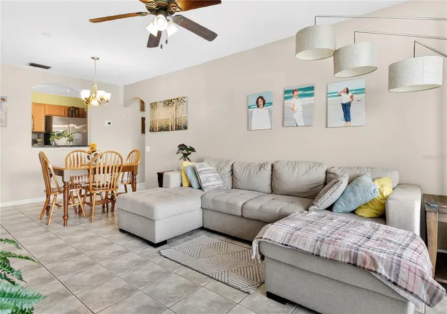 Listing Photo 5 - Condo for sale in building located at 3930 Southpointe Dr, Orlando, FL 32822 - Unit #214