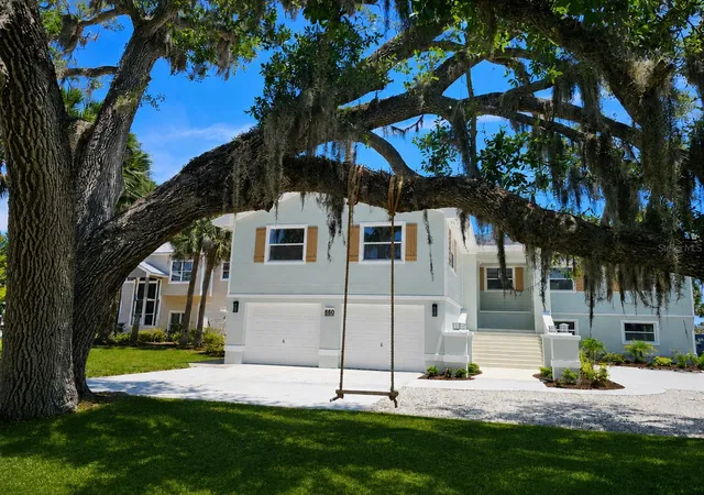 Photo 3 of Single family home for sale at 860 Lambert Ave, Flagler Beach, FL 32136 | MLS# FC319179 | Listing updated on 2026-08-28