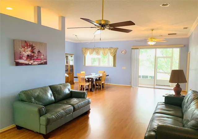 Photo 3 of Single family home for sale at 809 Summit Greens Blvd, Clermont, FL 34711 | MLS# O6415540 | Listing updated on 2026-10-12