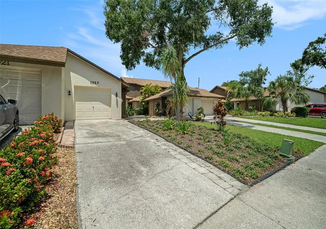5th image of 1923 Bayshore Ct, Safety Harbor, FL 34695 | MLS# TB8517650