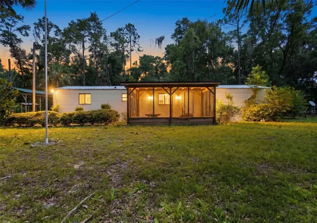 Homes for sale in Chiefland, FL | 9949 Nw 55th St, Chiefland, FL 32626 | MLS# GC541059