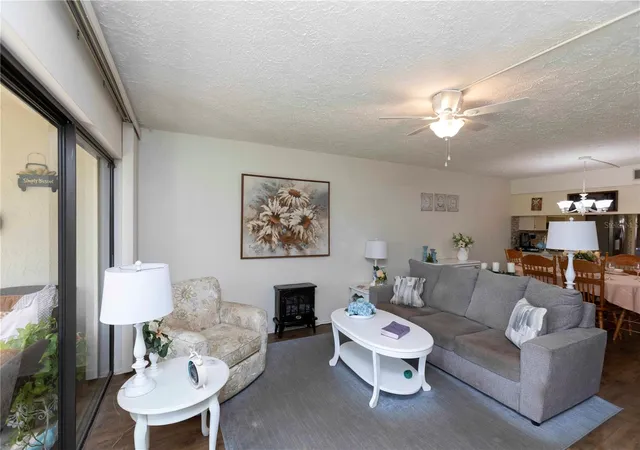 4th image of 7614 Radcliffe Cir #B109, Port Richey, FL 34668 | MLS# W7886602