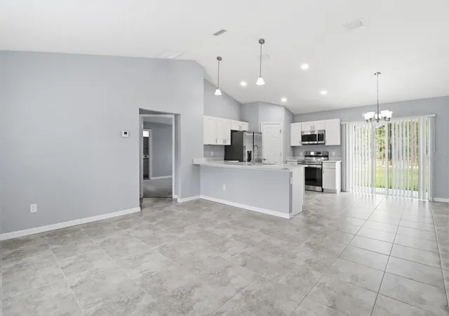 Photo 3 of Sale Pending at 3266 Sw Admiral Landing Dr, Dunnellon, FL 34431 | MLS# OM726347 | Listing updated on 2026-10-05