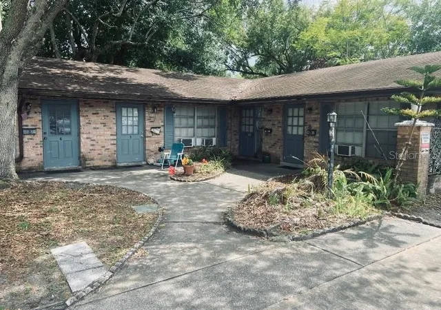 Photo 3 of Multi family home for sale at 1401 New York Ave, St Cloud, FL 34769 | MLS# R4911424 | Listing updated on 2026-10-07