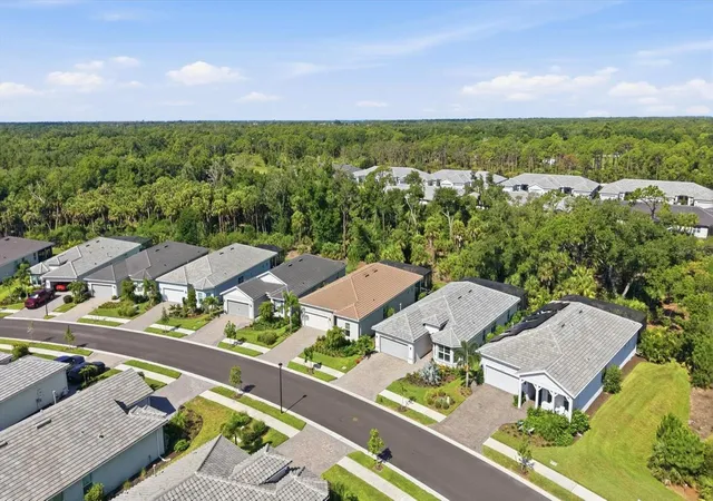 2nd image of 29248 Coral Harbour Dr, Englewood, FL 34223 | MLS# D6147752