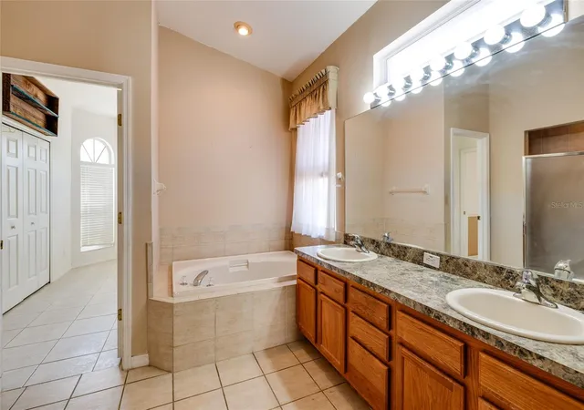 4th image of 1805 Wood Bend St, Tarpon Springs, FL 34689 | MLS# TB8517677