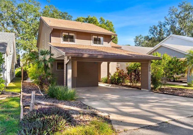 Photo 2 of Single family home for sale at 3576 Raintree Way, Lakeland, FL 33803 | MLS# TB8517691 | Listing updated on 2026-09-23
