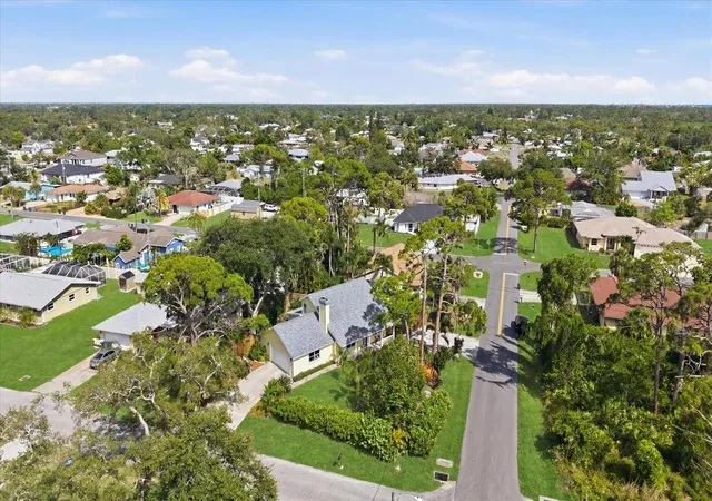 Photo 4 of Single family home for sale at 4821 Egret Rd, Venice, FL 34293 | MLS# N6144670 | Listing updated on 2026-09-08