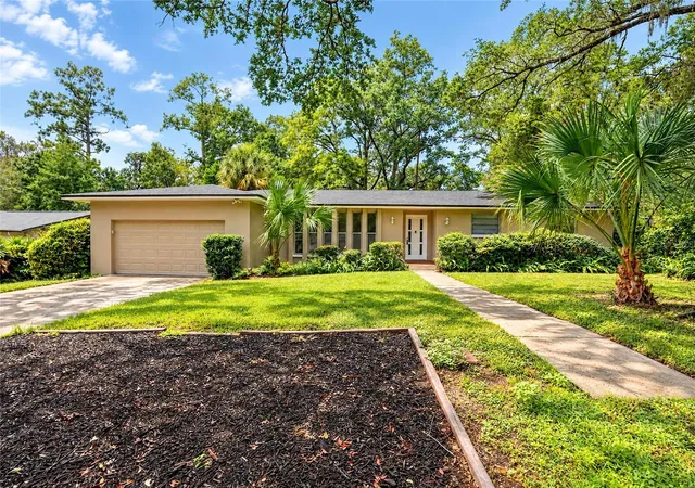 Photo 1 of Single family home for sale at 930 Nw 37th Terrace, Gainesville, FL 32605 | MLS# GC541066 | Listing updated on 2026-10-08