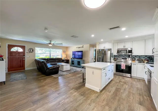 Photo 3 of Single family home for sale at 1524 S Fredrica Ave, Clearwater, FL 33756 | MLS# TB8517697 | Listing updated on 2026-09-13