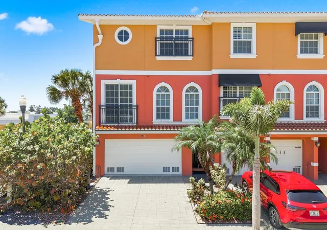 3rd image of 47 W Morgan St, Tarpon Springs, FL 34689 | MLS# TB8517702