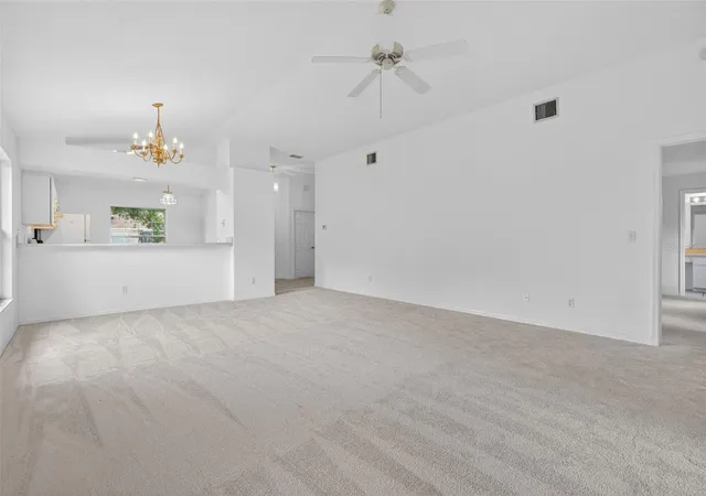 3rd image of 660 W Sunset Strip Dr, Beverly Hills, FL 34465 | MLS# OM726354