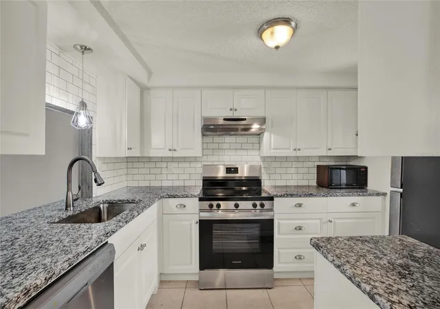 Photo 2 of Condo for sale at 4115 Hampton Dr #n/a, New Port Richey, FL 34652 | MLS# TB8517709 | Listing updated on 2026-08-21