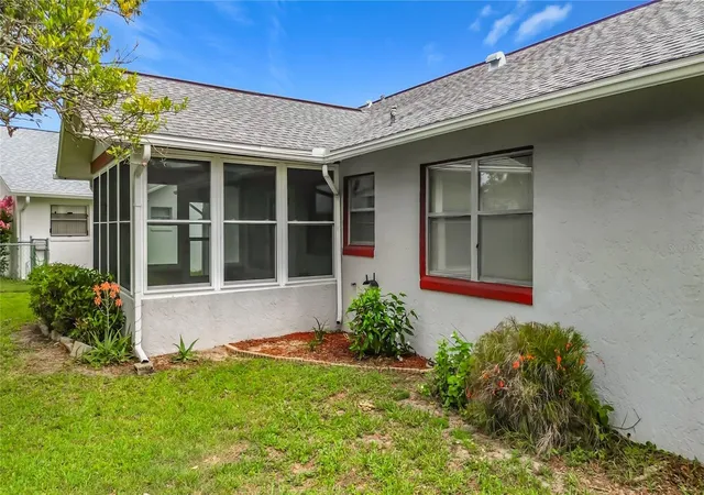 5th image of 230 W Staggerbush Path, Beverly Hills, FL 34465 | MLS# S5151653