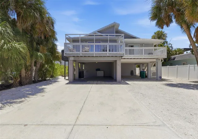 2nd image of 207 71St St, HOLMES BEACH, FL 34217