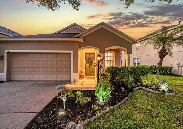 Homes for sale in Lakewood Ranch, FL | 14319 Gnatcatcher Ter, Lakewood Ranch, FL 34202 | MLS# A4696638