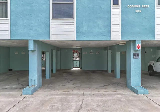 3rd image of 205 Highland Ave #3, Bradenton Beach, FL 34217 | MLS# A4696641