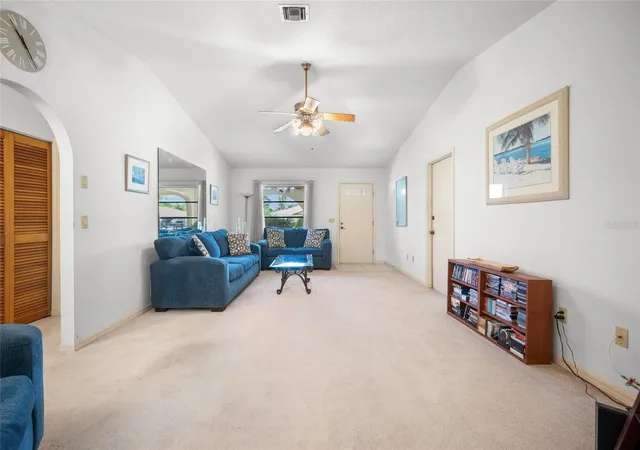 5th image of 221 High Pt Dr, ENGLEWOOD, FL 34223