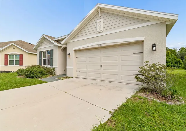 Photo 3 of Single family home for sale at 35525 Stella Vast Dr, Zephyrhills, FL 33541 | MLS# TB8517751 | Listing updated on 2026-08-05