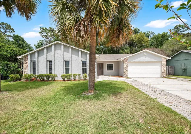 Photo 2 of Single family home for sale at 427 Elkwood Ln, Orlando, FL 32825 | MLS# O6415633 | Listing updated on 2026-08-11
