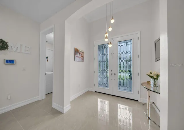 5th image of 60 Floyd Ave S, Lehigh Acres, FL 33976 | MLS# A4696647